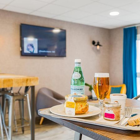 Kyriad Direct Tours Sud - Chambray Les Tours Luaran gambar