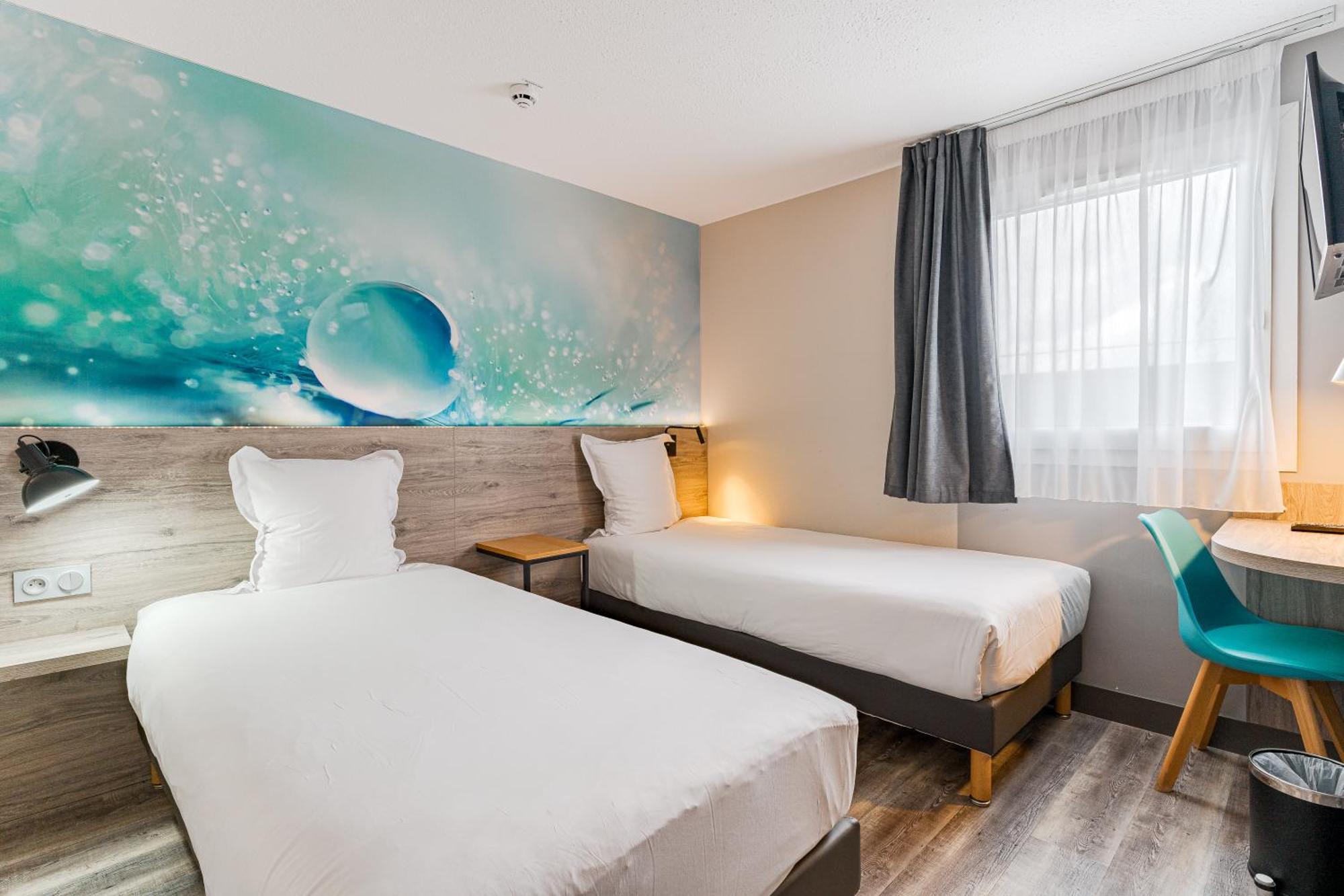 Kyriad Direct Tours Sud - Chambray Les Tours Luaran gambar
