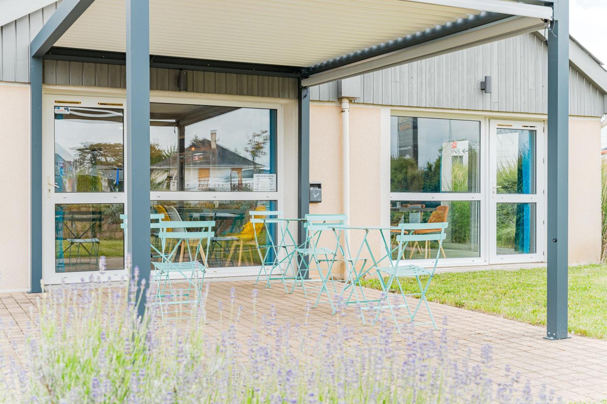 Kyriad Direct Tours Sud - Chambray Les Tours Luaran gambar