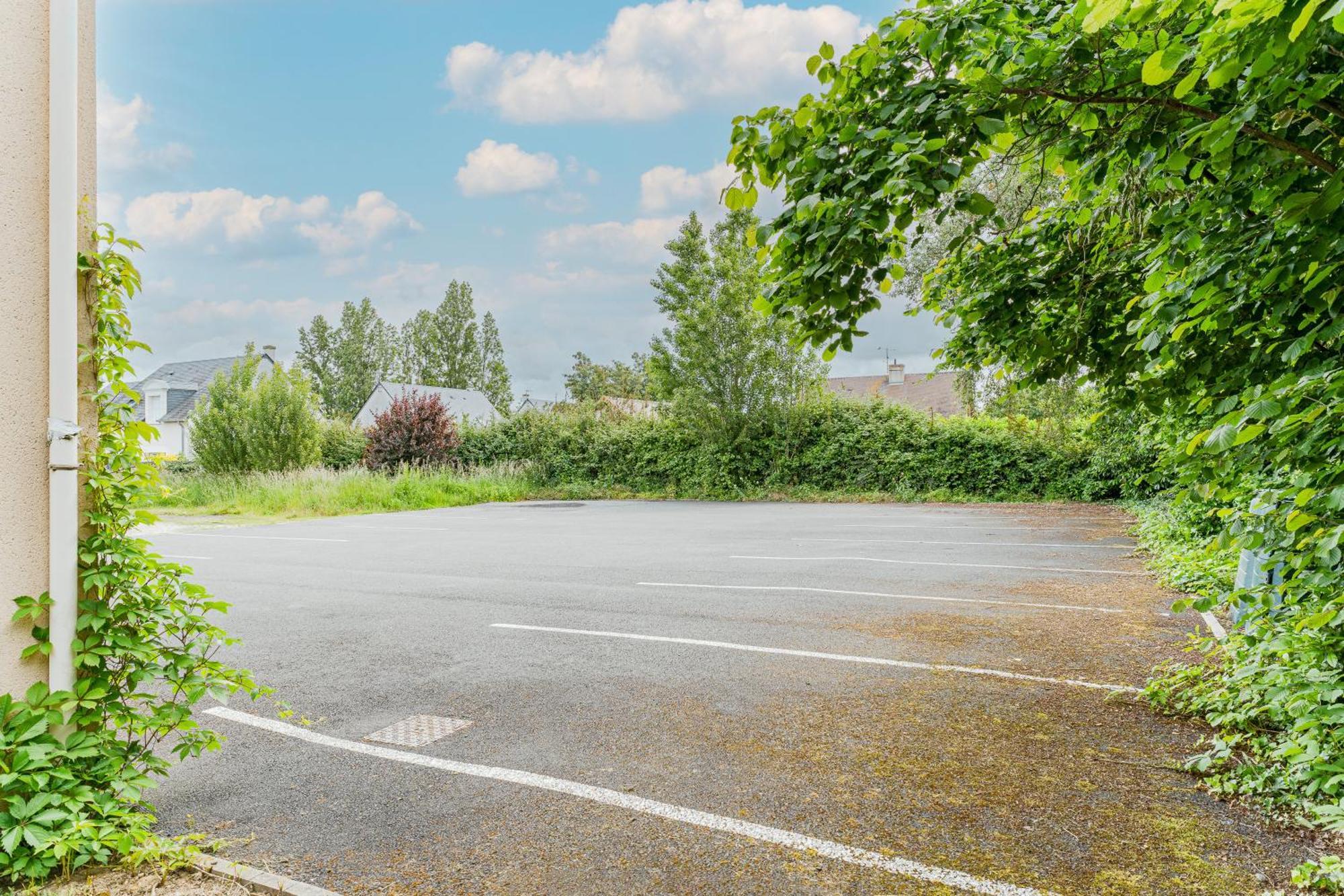 Kyriad Direct Tours Sud - Chambray Les Tours Luaran gambar